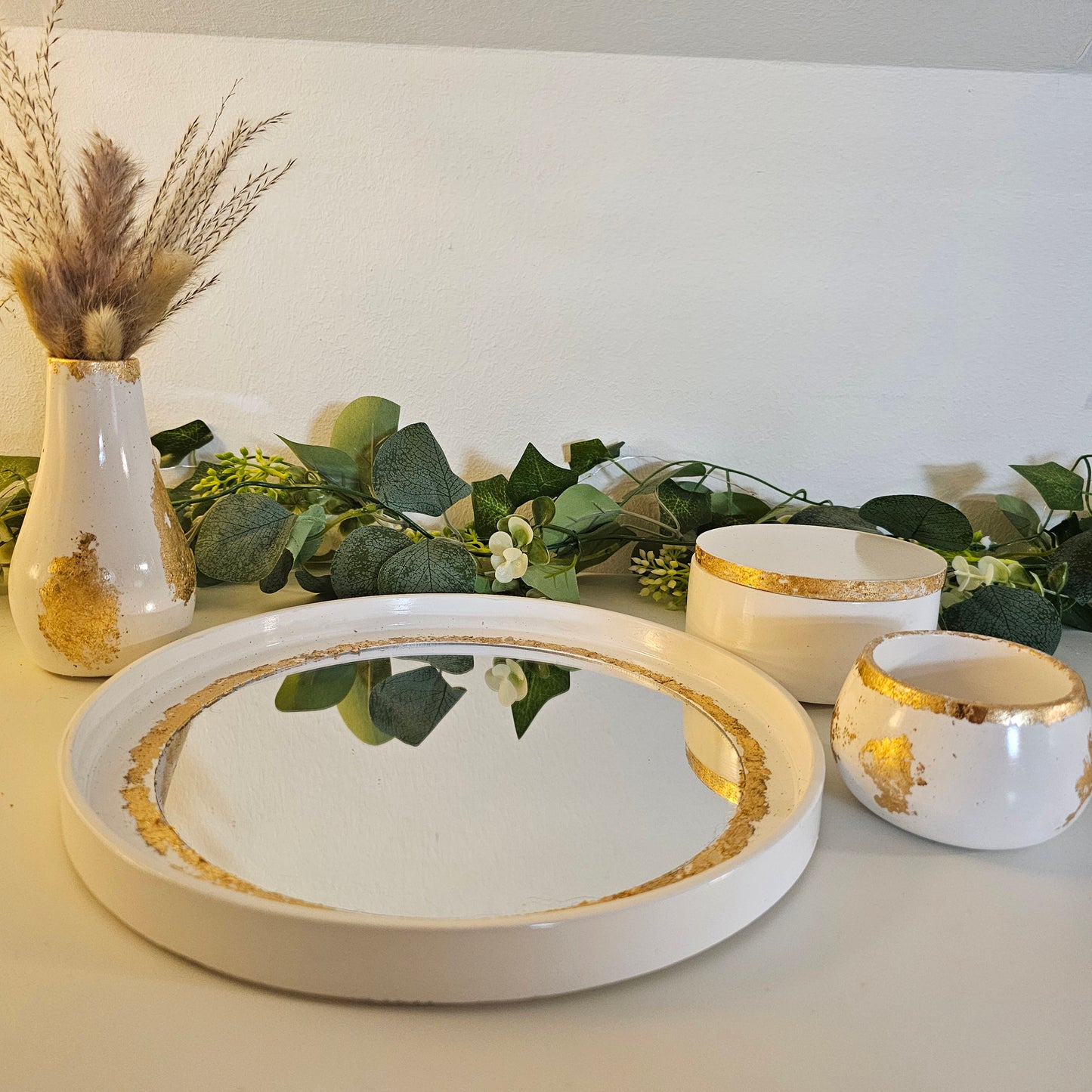 Royaler Traum in Weiß und Gold